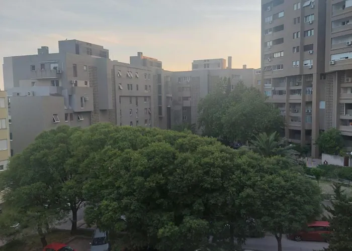 Vikttoria Urban Oasis , Explore With Free Public Parking Appartement *